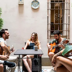 Carlota Braun Hostel